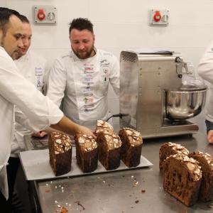 PEPPE LEOTTA ALTA FORMAZIONE CORSI CONPAIT-SICILIA SCUOLA PASTICCERIA CORSO LE MILLE SFUMATURE DEL PANETTONE E LA GESTIONE DEL LIEVITO MADRE CON IL CAMPIONE DEL MONDO FABRIZIO DONATONE