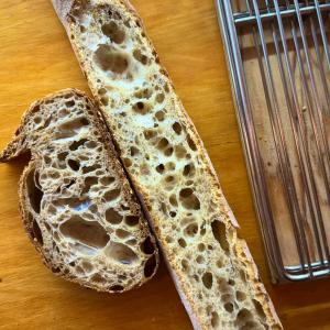 PEPPE LEOTTA ALTA FORMAZIONE SCUOLA DI PASTICCERIA Grandi Lievitati e Panificazione del Pasticcere del maestro lievitista Carlo Pedalino