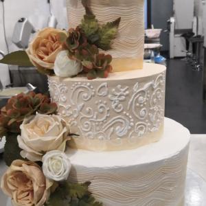 PEPPE LEOTTA ALTA FORMAZIONE CORSI CONPAIT-SICILIA SCUOLA CORSO MONTAGGIO, SPATOLATURA E DECORAZIONE SULLE TORTE DA RICORRENZA